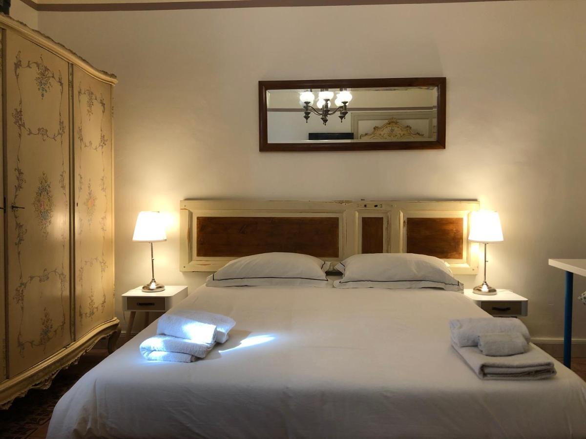 Montello Guest House & Apartment Catania Exterior photo